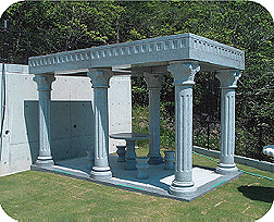 芝生休憩所