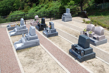 洋型墓石専用区画（全景）